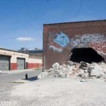 Hole In the Wall warehouse edition. Willyberg, Brooklyn