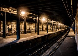 9th ave shuttle platform